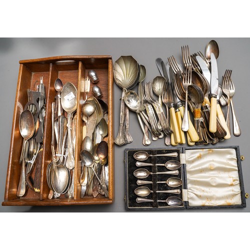 116 - A large collection of miscellaneous silver plate, EPNS, EP and chrome flatware, various designs, als... 