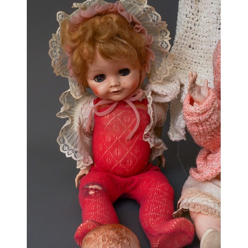 118 - Collection of assorted vintage dolls, celluloid and vinyl makers to include Pedigree, Rodnoid and fu... 