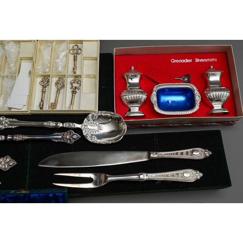 232 - A collection of silver plate, EPNS to include: vintage boxed Grenadier silversmiths Georgian style c... 