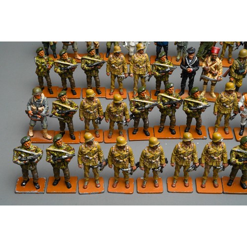 346 - A large quantity of Del Prado Men at War 1914-45 metal military figurines approx 190 in 3 trays, plu... 