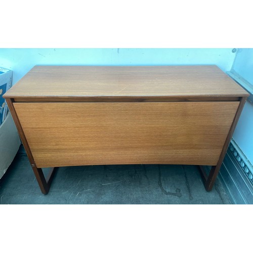 469 - Mid 20th century cabinet