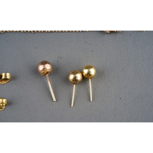 15 - Two 9ct yellow gold find chains, and a single 9ct gold stud earring, gross weight 2g; a 9ct back and... 