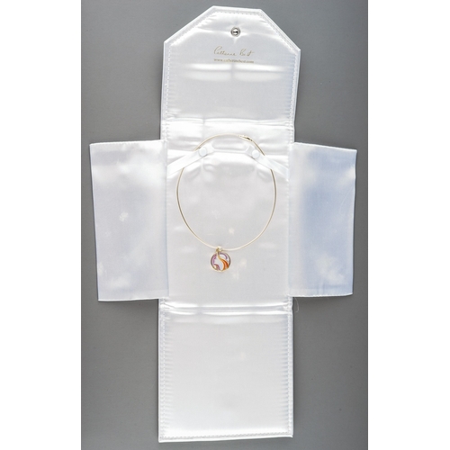 34 - Catherine Best of Guernsey - an 18ct yellow gold, diamond and cameo pendant necklace, the agate came... 