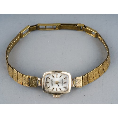 51 - A ladies 9ct yellow gold cased Everite wristwatch, gold-plated strap; and a collection of costume je... 