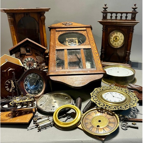 121 - Assorted clocks and parts (2 boxes)