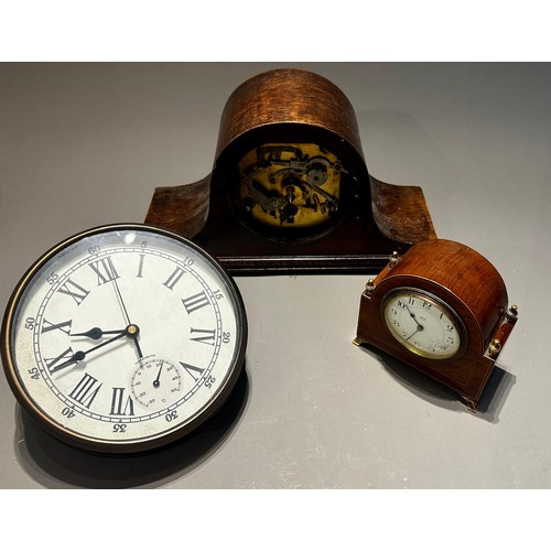 121 - Assorted clocks and parts (2 boxes)