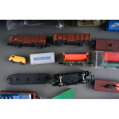 288 - A box of N gauge bits and pieces including some rolling stock