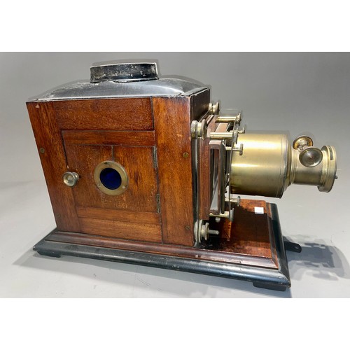 420 - An early 20th Century mahogany and brass magic lantern