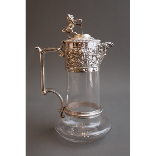 422 - A Victorian Elkington & Co., Sheffield plate mounted glass claret jug, the collar and spout cast wit... 