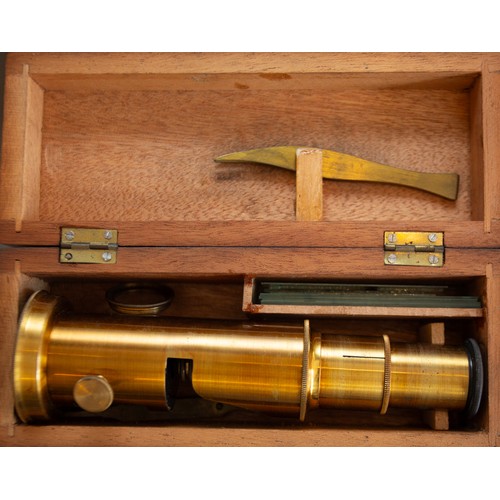 444 - A Collector's lot to include: part Geometry set, boxed; vintage brass microscope, boxed and a WWII G... 