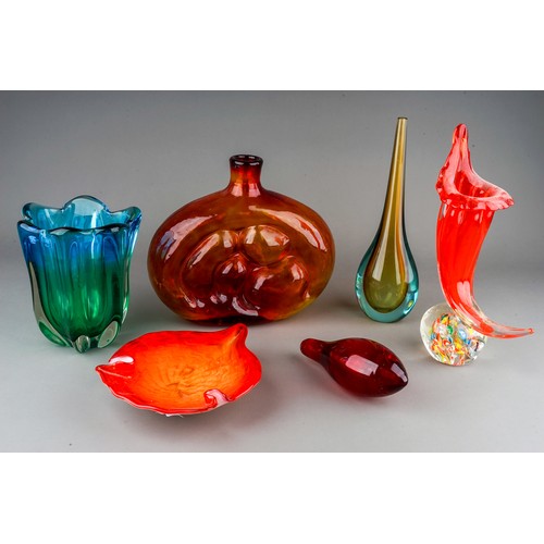 503 - 5 pieces of coloured art glass - including Blenko Mother of Child with its stopper and Murano