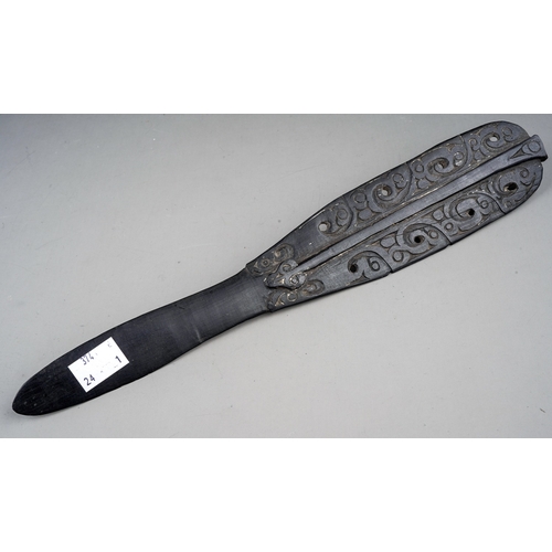 514 - Antique 19th Century tribal art Oceanic Polynesian lime spatula.  Length 32.5cm