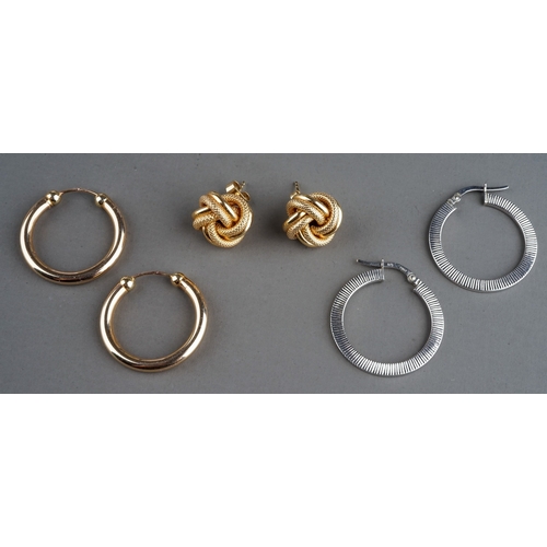 43 - A pair of 9k yellow gold knot earrings, post and butterfly fittings; a pair of 9k yellow gold hoop e... 