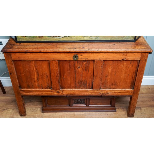 169 - An Arts & Crats pine blanket chest, brass key plate on raised supports approx 114 x 47 x 73cm