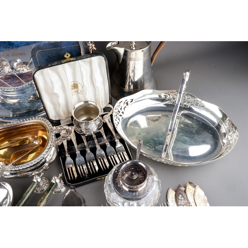 222 - A large collection of silver plate, EPNS, EP to include: flatware including three sets of fruit/fish... 