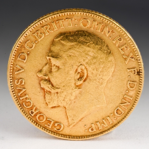 231 - AUSTRALIA. George V, 1910-36.
Gold sovereign, 1917 M. Melbourne.
Bare head left, B.M. on truncation;... 