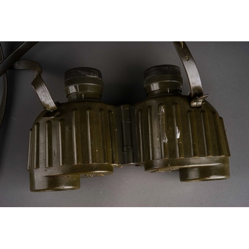 244 - Vintage Steiner West German military style armoured binoculars 8 x 30E, in good condition