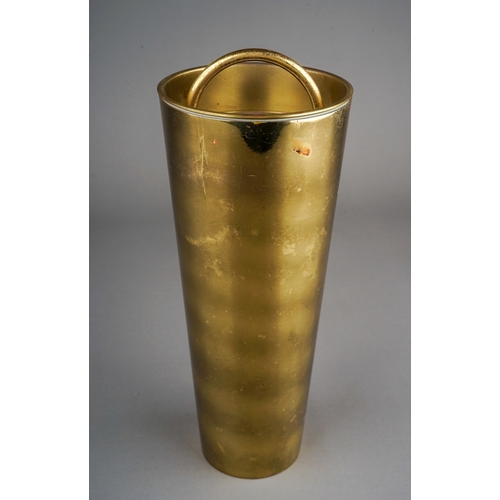 260 - A mid 20th Century Italian cocktail shaker, tapering cylindrical gilt steel with loop handle to deta... 