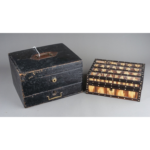 270 - An early 20th Century leather bound jewellery travelling case, the fitted interior with lift off sec... 