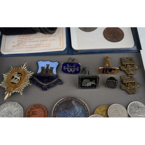 283 - Assorted coins to include British and Continental coins and pre 1947 including cased 