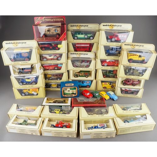 285 - Assorted die cast model cars and lorries to include: 
MATCHBOX 