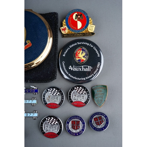 324 - Automobilia: a collection of various Car Club Members lapel metal and enamel badges to include: Wolv... 