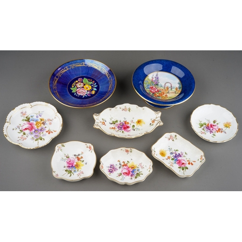 327 - A group of ceramics to include: Spode Copelands china bon bon dish the centre decorated with an Engl... 