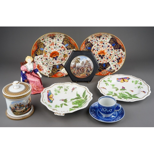 334 - A group of ceramics to include: a 19th Century scalloped dish and plate 