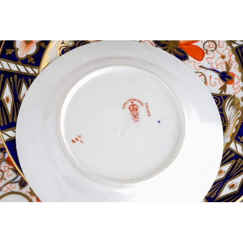 356 - A collection of early 20th Century Royal Crown Derby Old Imari 2451 pattern to include: ten saucers,... 