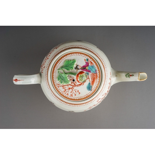 376 - A Worcester tea pot and cover, circa 1780, barrel shaped decorated in the Mandarin style with four f... 