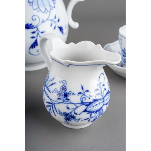 472 - A Meissen Chinoiserie blue and white coffee set to include 18th Century style pear chased coffee pot... 