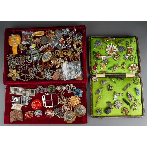 1 - A collection of 19th and 20th century jewellery, including cut steel buckles, paste-set buckles, Art... 