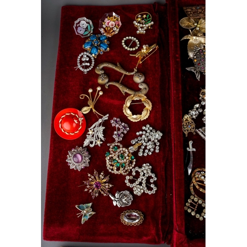 1 - A collection of 19th and 20th century jewellery, including cut steel buckles, paste-set buckles, Art... 