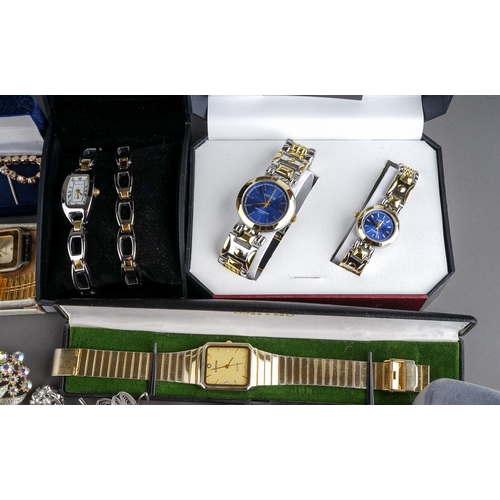 40 - Costume jewellery - including a 9ct gold chain, approx 4g; a silver gate-link bracelet; brooches; ea... 