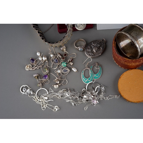 45 - Costume jewellery - gem-set silver including Mexican bracelet, earrings, etc; silver chain necklaces... 