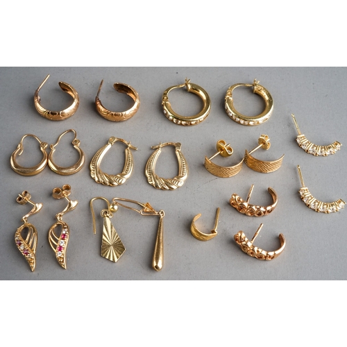 73 - Collection of 9 ct gold earrings, gross weight 14 g