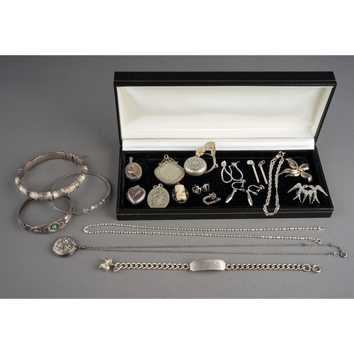 75 - Collection of silver and white metal jewellery, gross weight 110 g