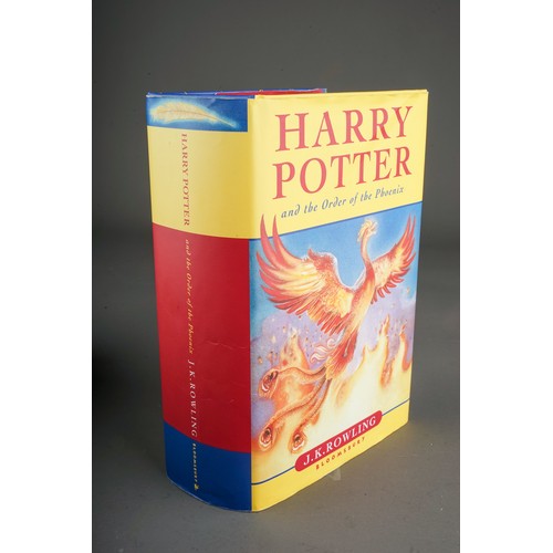 109 - Rowling J. K.. Harry Potter and the Philosopher's Stone. Bloomsbury, 1997. Fifteenth print [with num... 