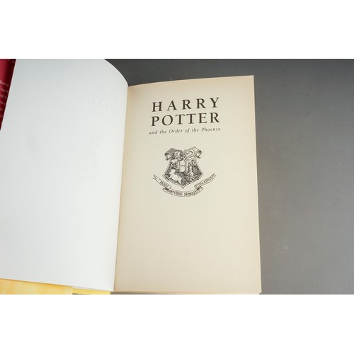 109 - Rowling J. K.. Harry Potter and the Philosopher's Stone. Bloomsbury, 1997. Fifteenth print [with num... 