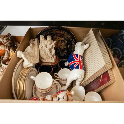 126 - Collection of ceramics to include Paragon tea wares, Beswick dog, mid century tea wares, Italian gol... 