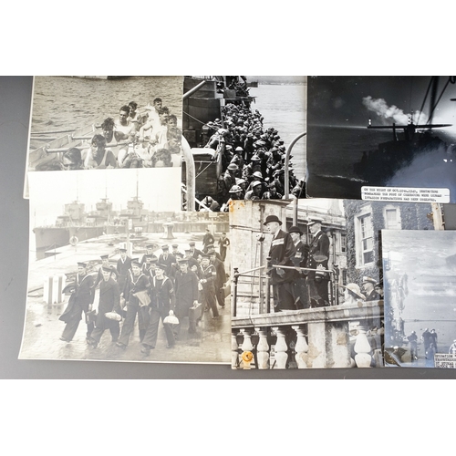 200 - 16 x WW2 Second World War Large Format photographs to include the evacuation of
 BEF troops from Dun... 