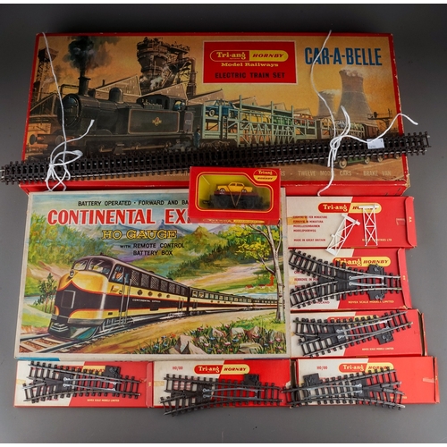 218 - A Collection of HO / OO gauge railwayana, including a boxed Tri-ang Hornby Car-a-belle electric trai... 