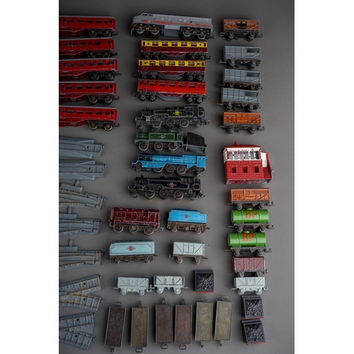 219 - A selection of Lone Star diecast railway locomotives, carriages, track, goods wagons, etc