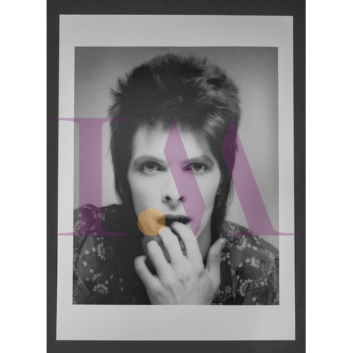 287 - DAVID BOWIE - 1972 SUKITA first meeting Photographs.
2 x Large 42 x 30 cm black and white photograph... 