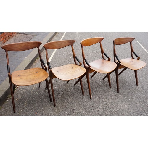 624 - Arne Hovmand Olsen (1919-1989)set of 4 Teak dining chairs, designed by  Arne Hovmand Olsen for Mogen... 