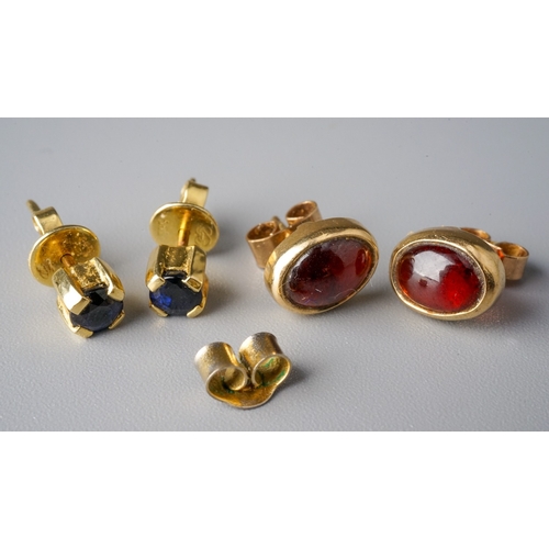 39 - A pair of 14k yellow gold and sapphire stud earrings, total gross weight approx 2.2g; together with ... 