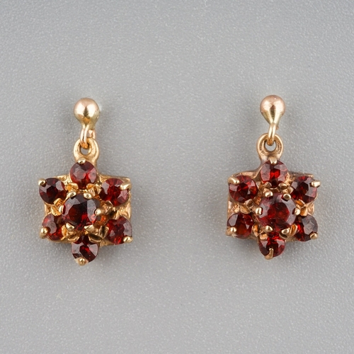 59 - A pair of 9ct yellow gold and garnet drop earrings, post and butterfly fittings, gross weight approx... 