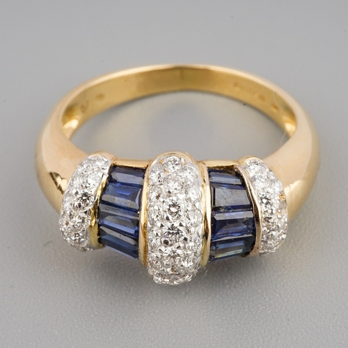 77 - Sapphire/Diamond 18ct gold ring