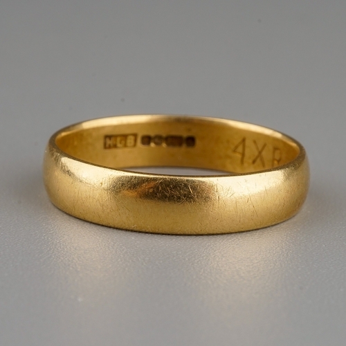 90 - An 18ct yellow gold ring, size L1/2, gross weight approx 2.9g