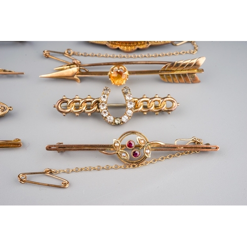 112 - A collection of Victorian and Edwardian gold bar brooches, including two 15ct yellow gold (one set w... 